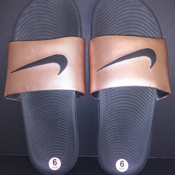 Women's Nike Metallic Bronze and Black Kawa Slip On Sandals Size 9 - Picture 1 of 5